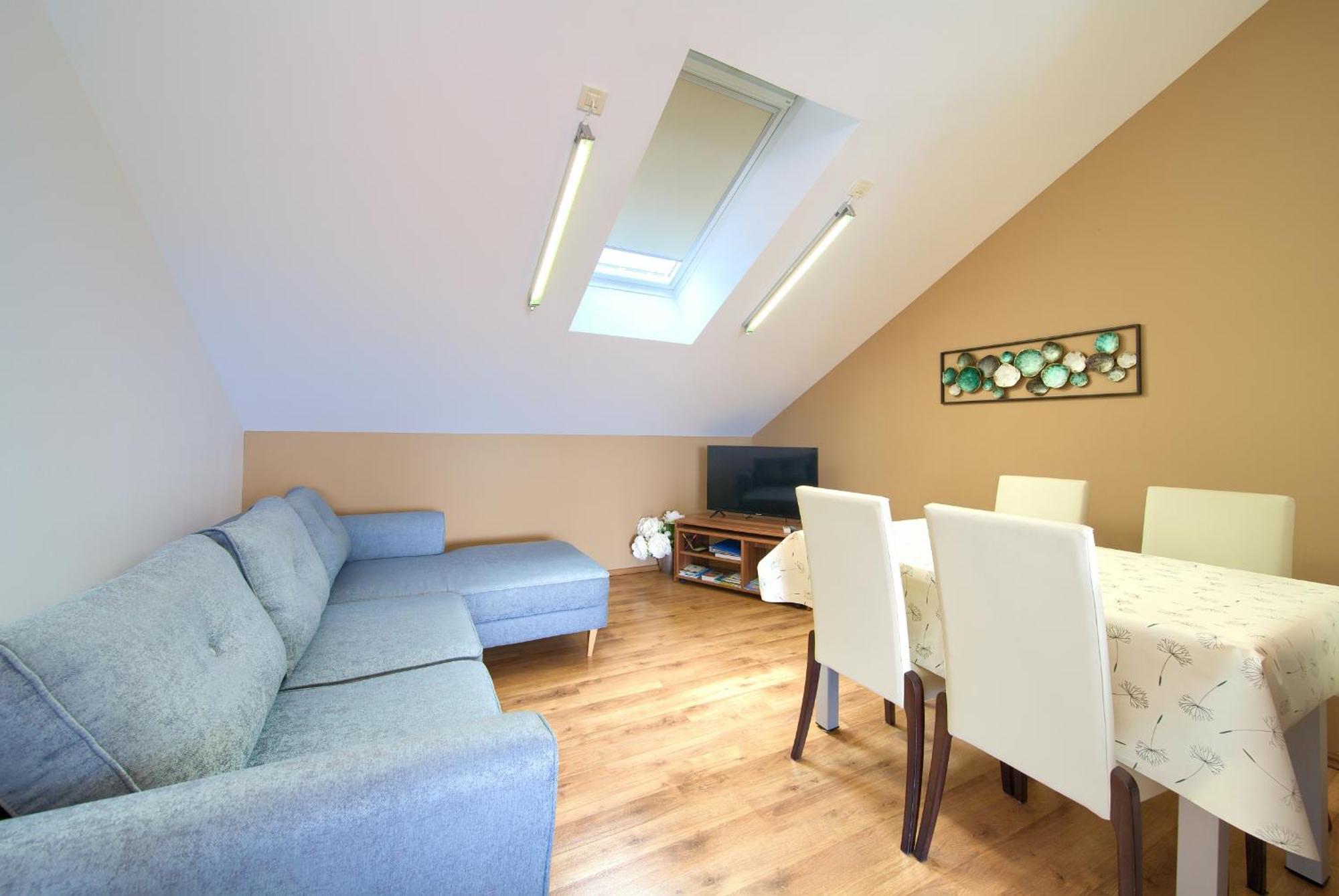Apartment Val Njivice Ngoại thất bức ảnh